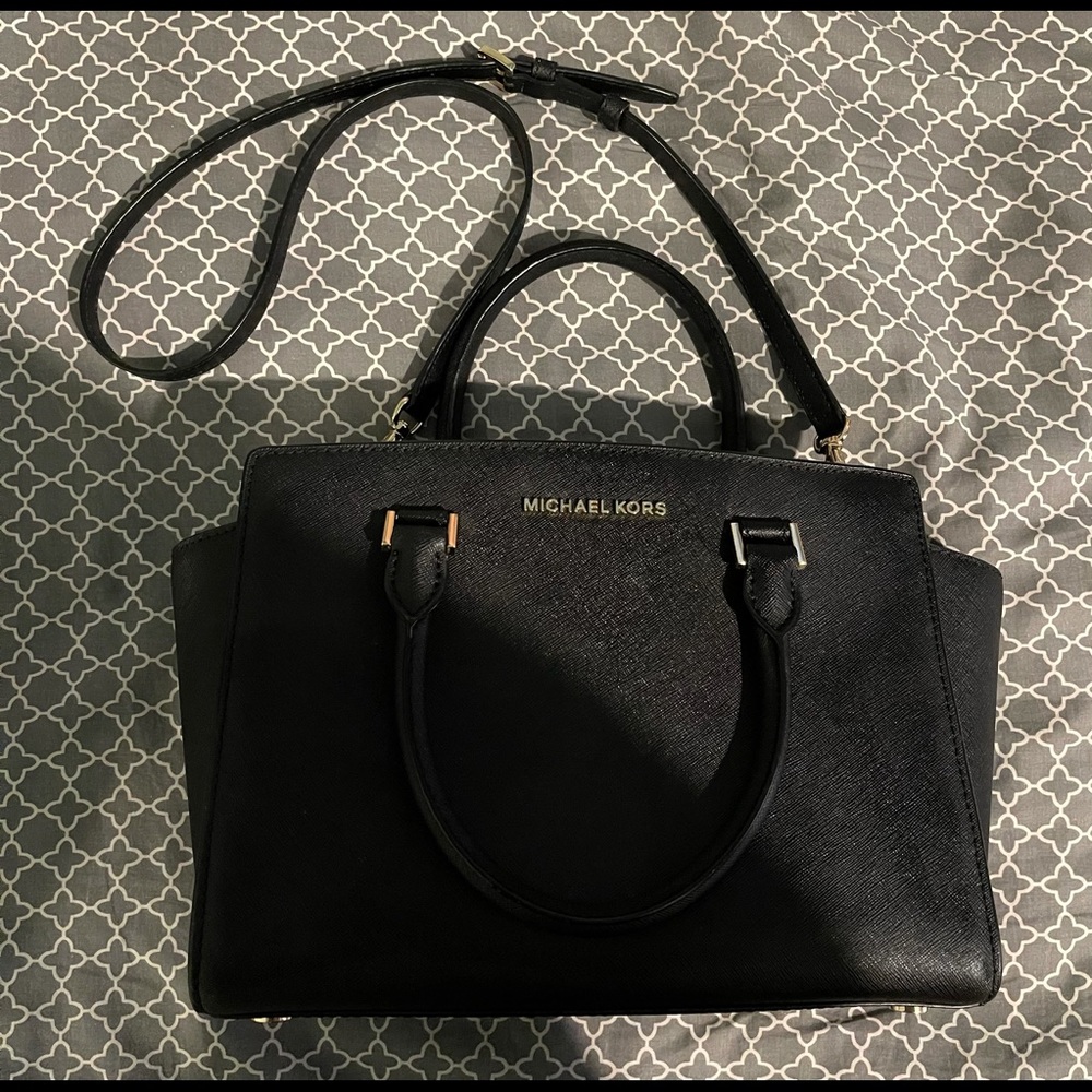 Black Purse